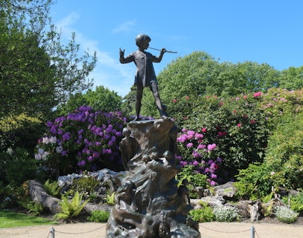 Peter Pan Statue