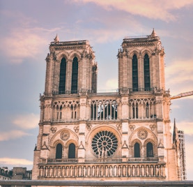 Notre-Dame Cathedral - Bateaux Parisiens Cruise