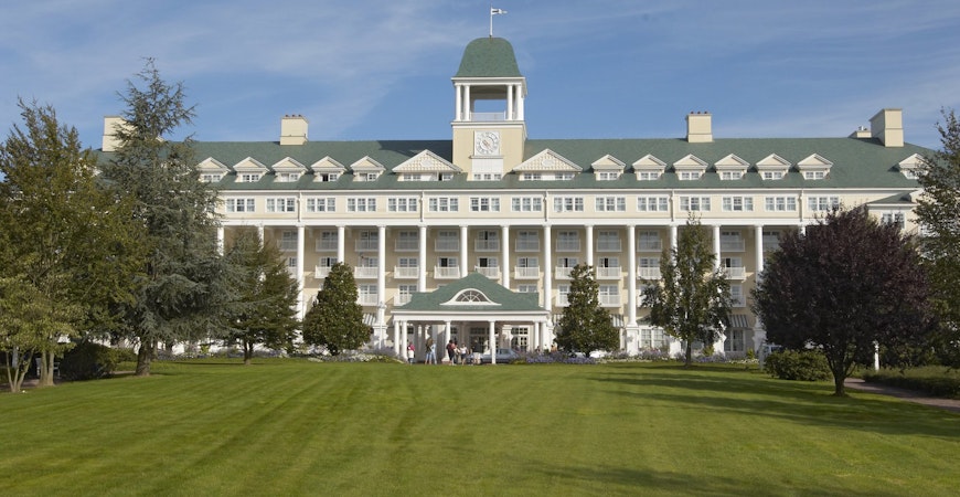 Newport Bay Club