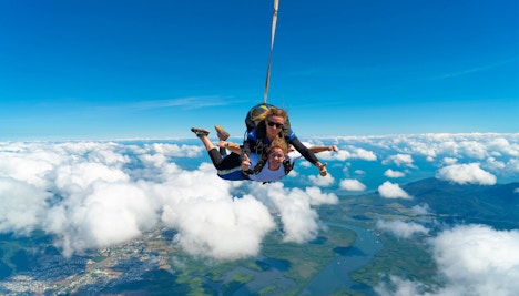 Cairns skydive