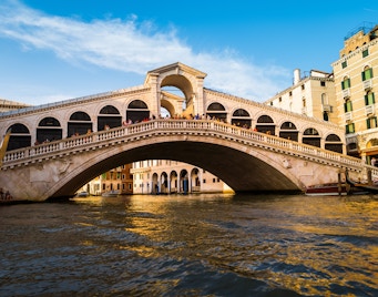 Venedig Sehenswürdigkeit Rialtobrücke
