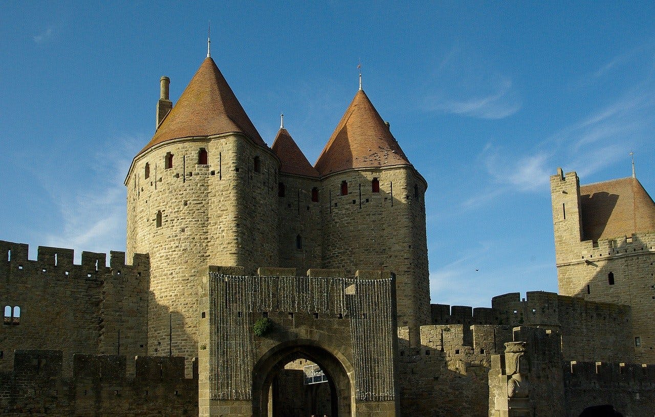 Get the Best Ways to Get to Carcassonne Castle