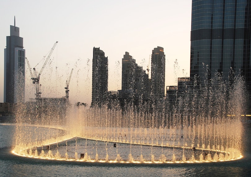 Dubai Fountain What To Expect Dubai Fountain Timings Where To View And More