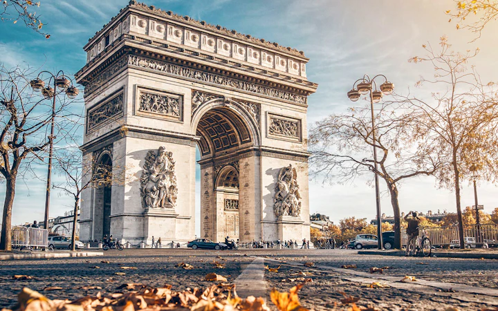 Paris Travel Guide 2023 | Top Attractions, Tips & More
