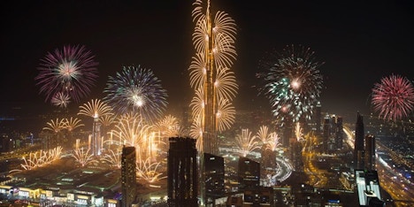 Ano Novo em Dubai - Fogos de artifício do Burj khalifa