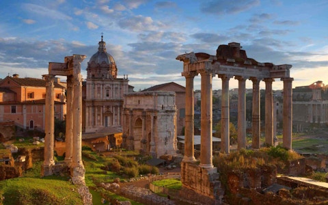 Das Forum Romanum besuchen