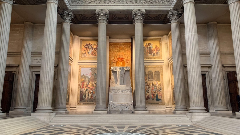 Visiting Paris Pantheon