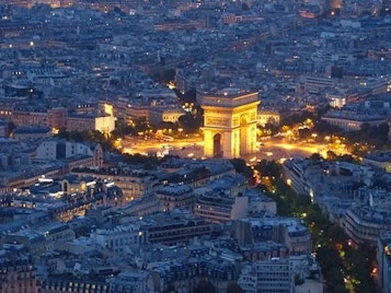 Mejor época para viajar a París- Arc de Triomphe