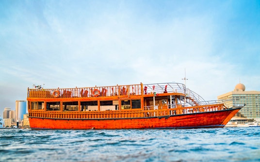 dubai creek dhow cruise