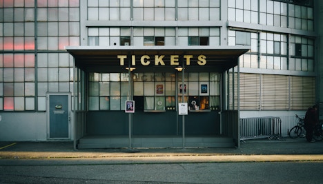 barcelona city passes - Ticket Counter