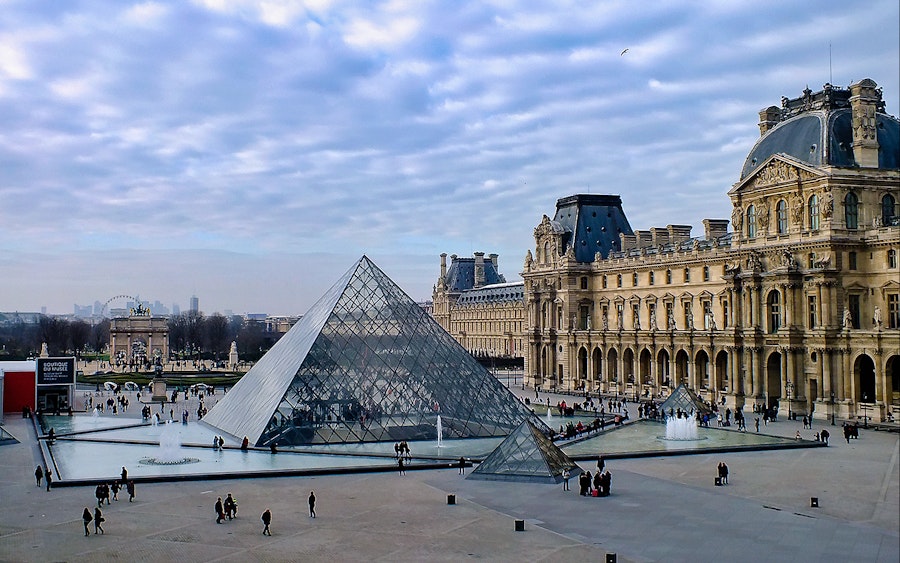 openingstijden van het Louvre Museum