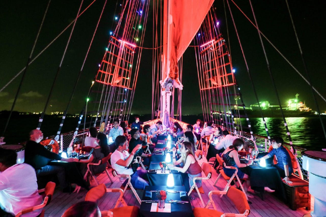 the-royal-albatross-sail-exclusive-deals