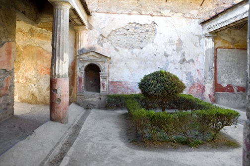 house of the tragic poet things to do in pompeii