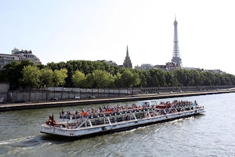 melhores coisas para fazer em paris - bateaux parisiens
