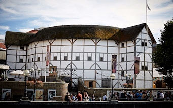 London Travel Guide - Shakespeare's Globe