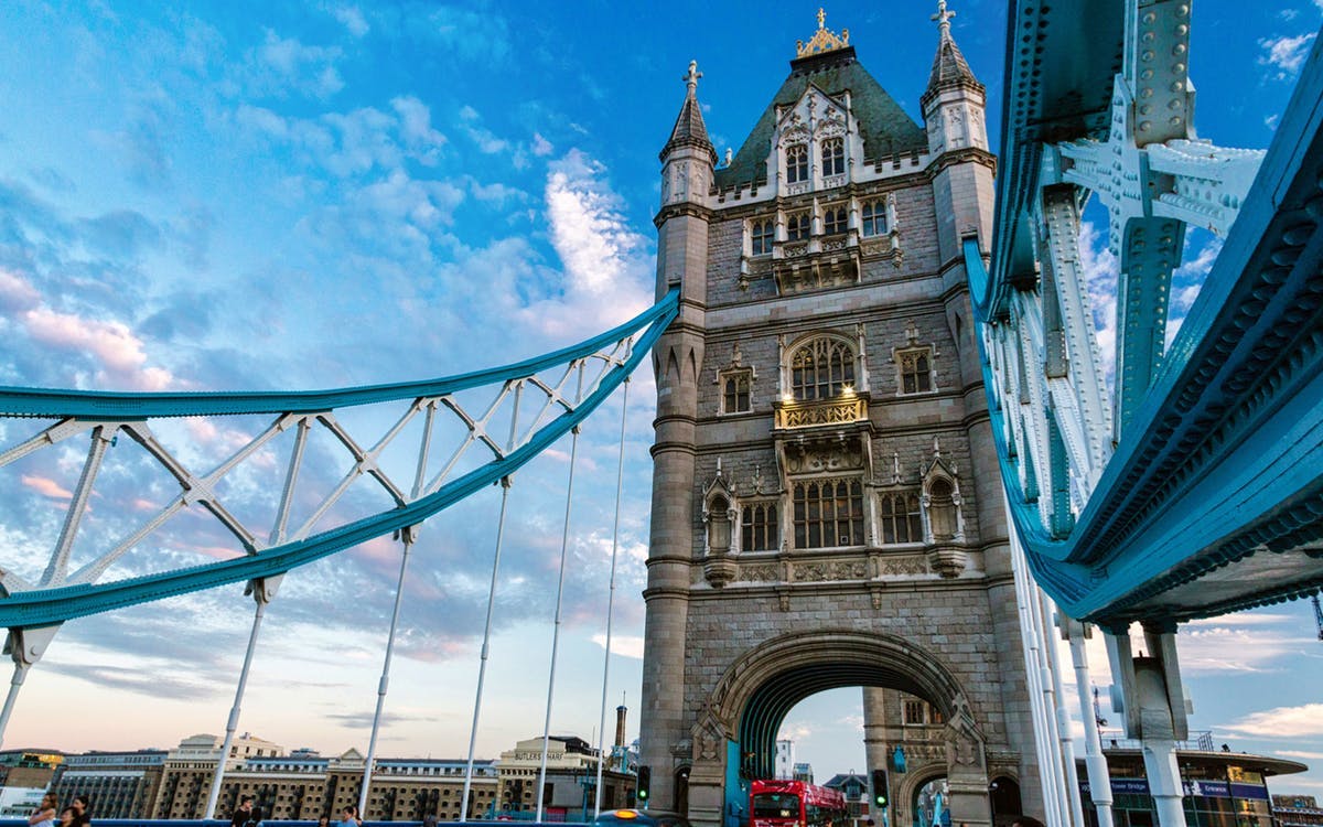 tower bridge tours london