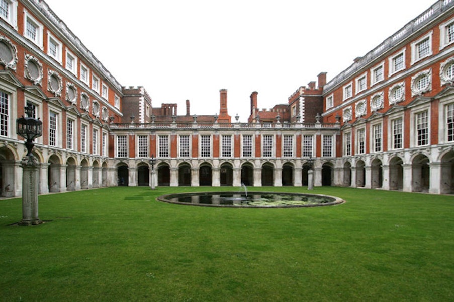 Hampton Court Garden