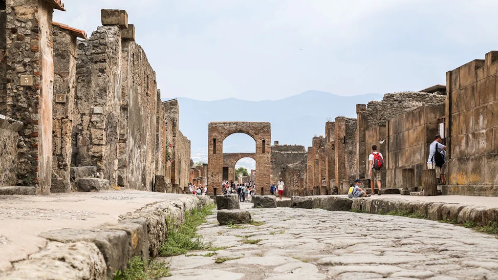 reggia di caserta pompeii