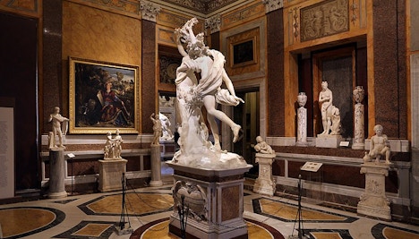 Apolo e Dafne de Bernini - o que ver na galeria Borghese