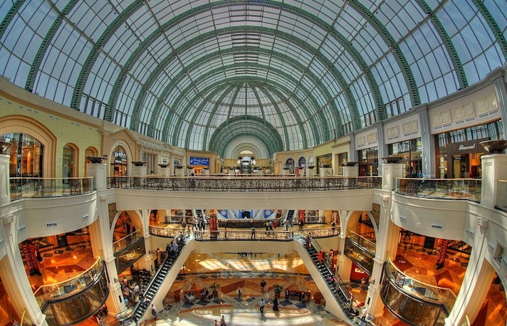 Dubai city travel guide - Shopping