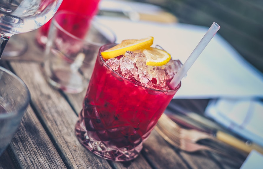 Learn How to Make a Cocktail