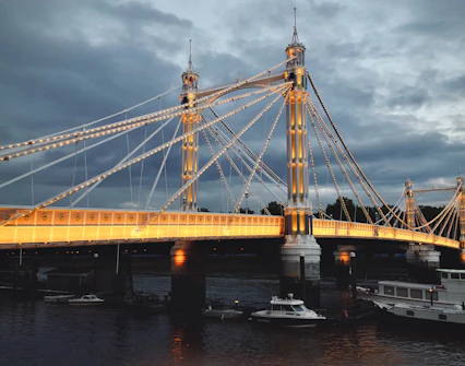 Hampton Court Boats Albert Bridge