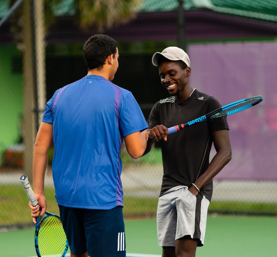 Slip Schuhe Empfohlen Waffenstillstand tennis jobs deutschland