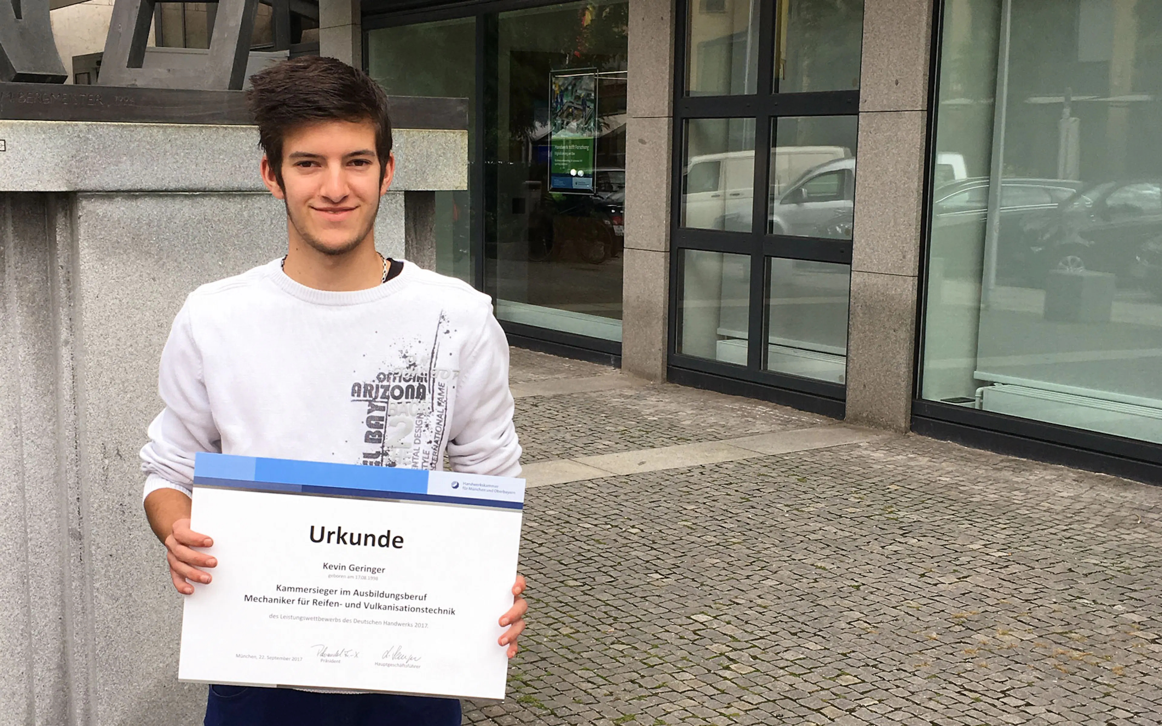 Erfolgreiche Ausbildung bei NABHOLZ