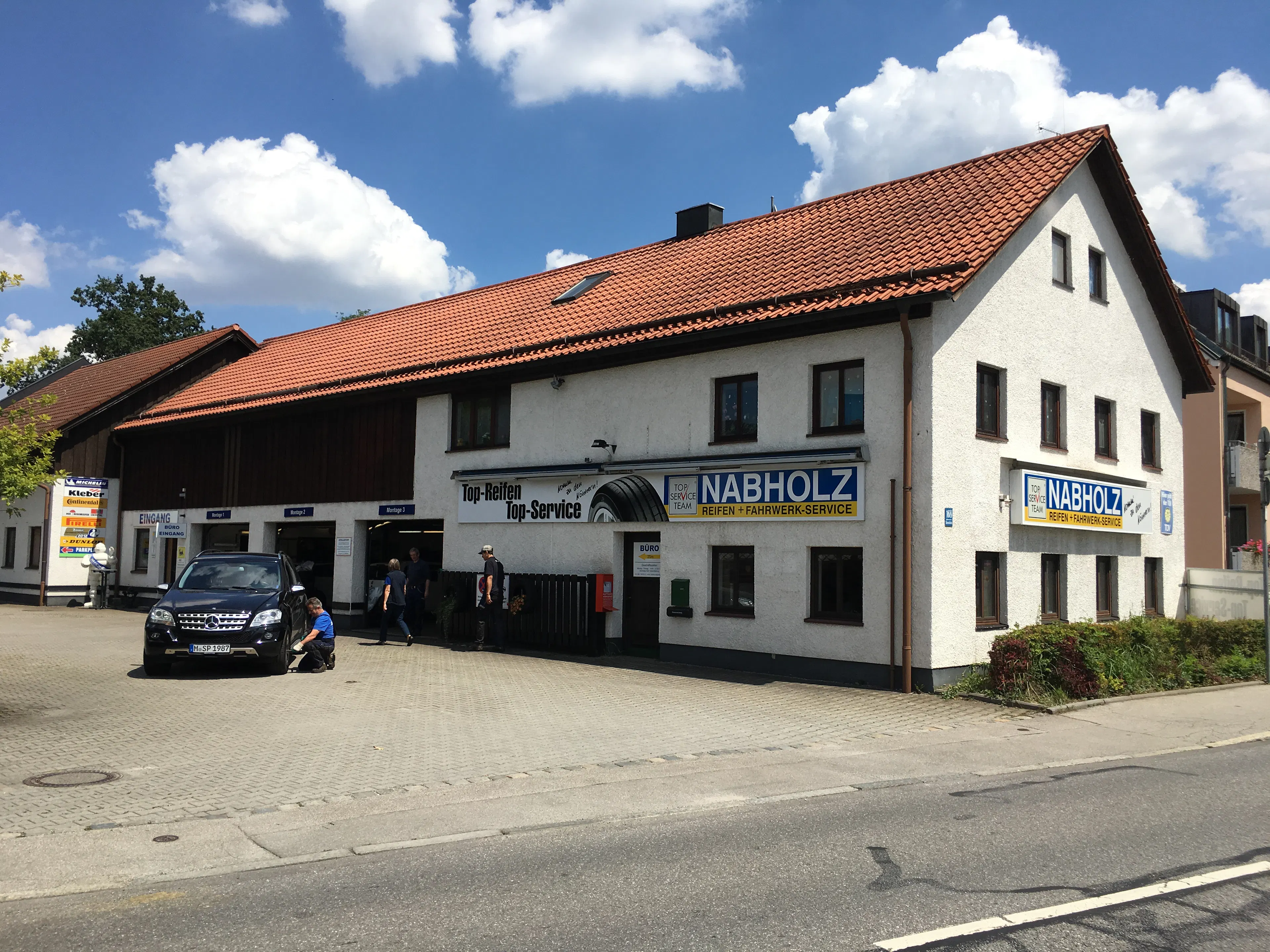 Reifenzentrale Forstenried und Hirschgarten nun „echte“ Nabholz-Betriebe