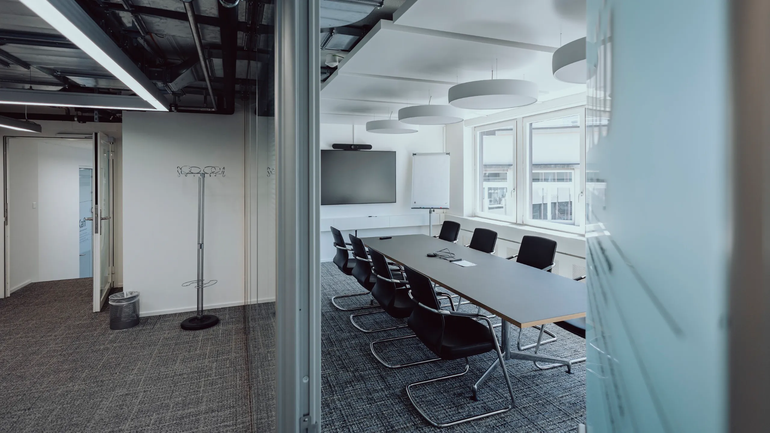 Naef & Partner Büro Bleicherweg 10 Zürich - Sitzungszimmer 2