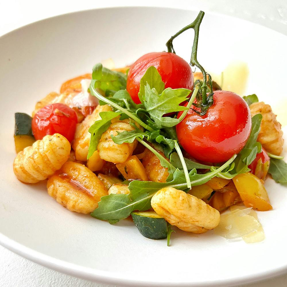 Sommerliche Gnocchi Pfanne – vegetarisches Rezept