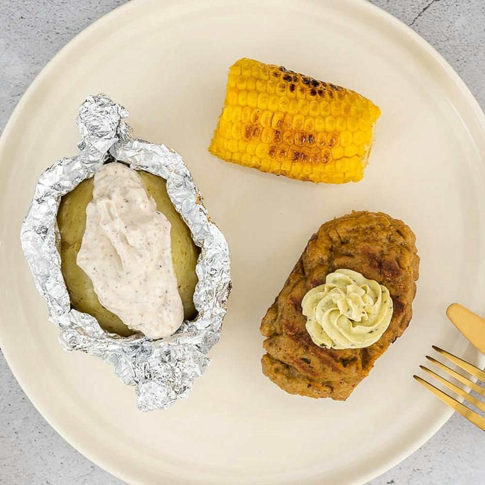 Veganes Steak mit Baked Potato
