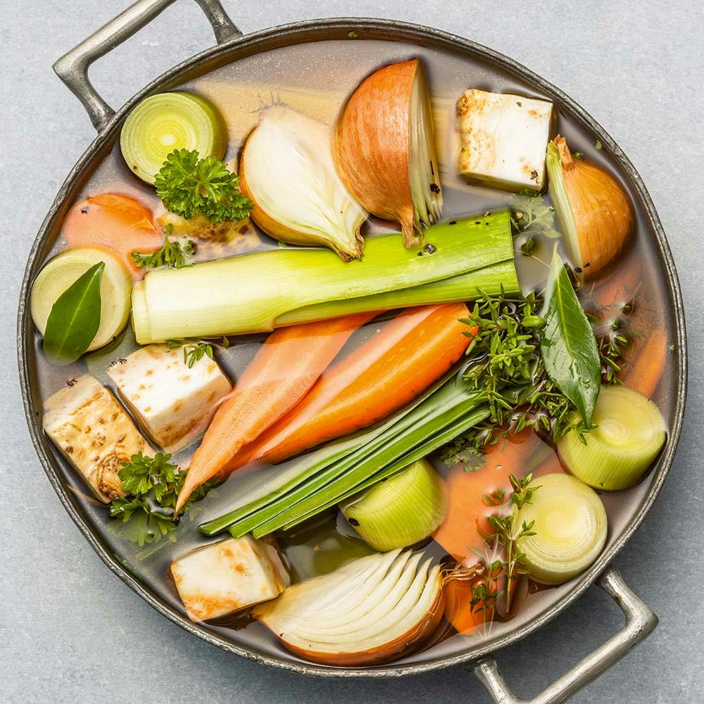 Bouillon de légumes clair - Recette