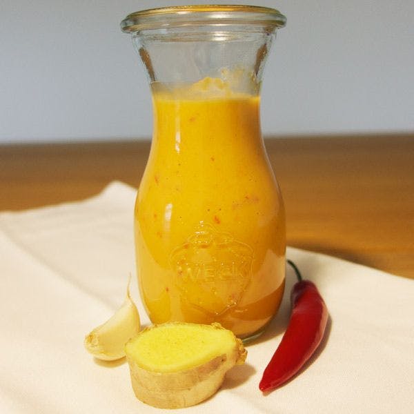 Sauce piment-ail-gingembre - recette de salade hivernale