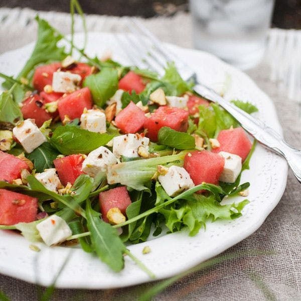 Insalata di cocomero con rucola e feta