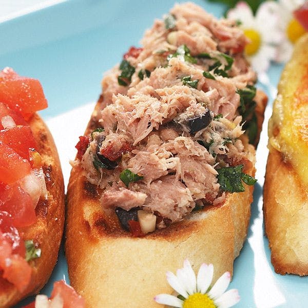 Crostinis au thon - recette simple et rapide