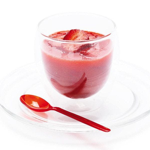 Sommerliche Erdbeer-Holunderblüten-Creme - ideales Dessert-Rezept