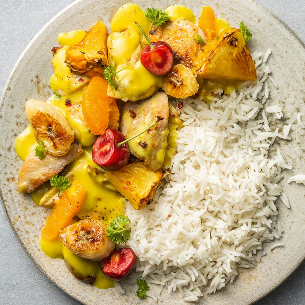 Riz Casimir au poulet – un plat suisse classique