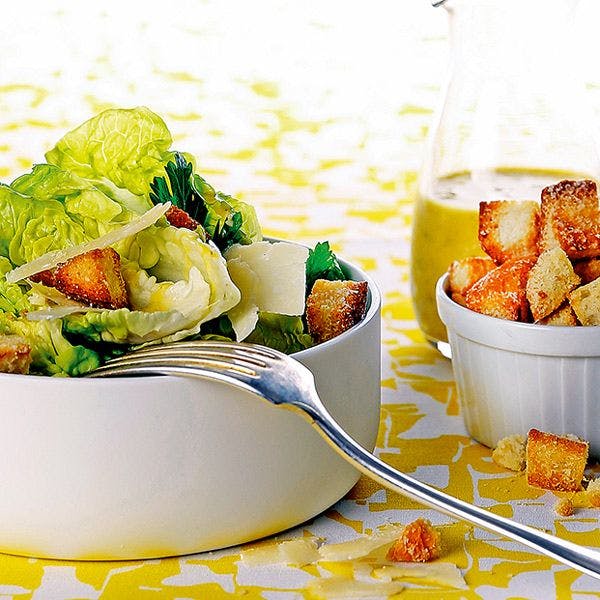 Caesars Salat Rezept - ein beliebter und gelingsicherer Klassiker