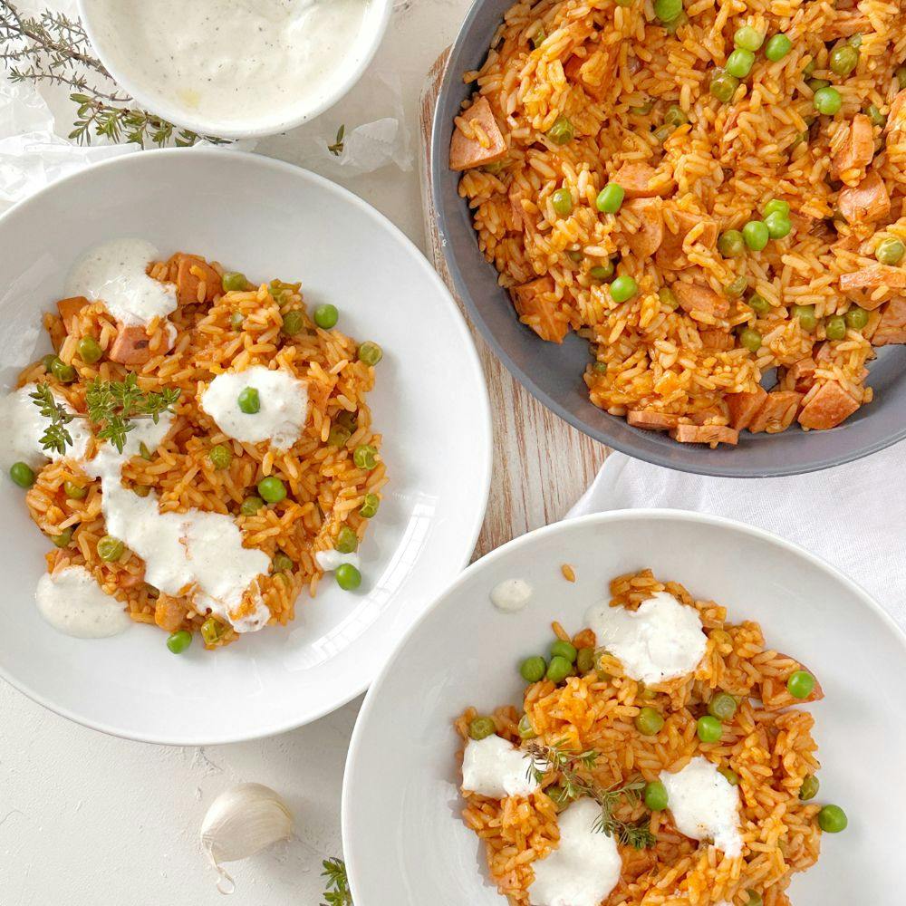 Poêlée rapide de riz à la tomate et au cervelas