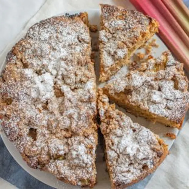Gâteau à la rhubarbe
