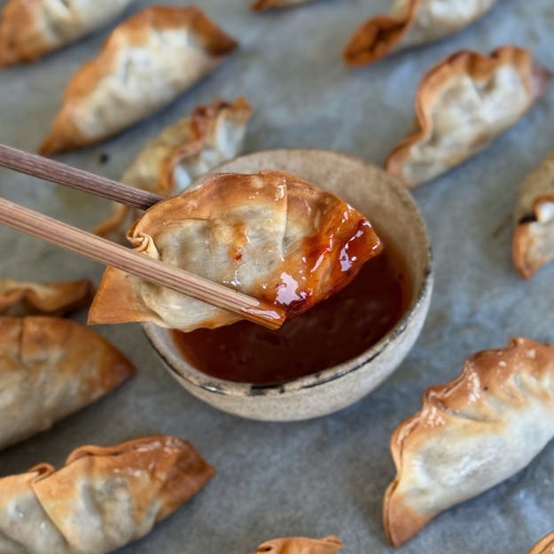 Dumplings croustillants aux légumes (Wan Tan) 