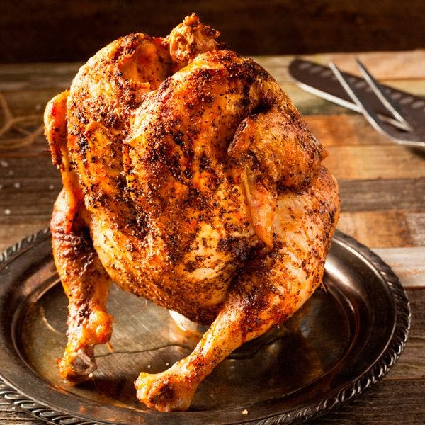 Pollo cotto sulla lattina di birra - inedita ricetta alla griglia