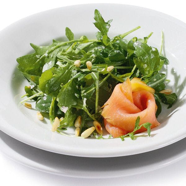 Insalata di rucola con salmone affumicato - Rapida e semplice