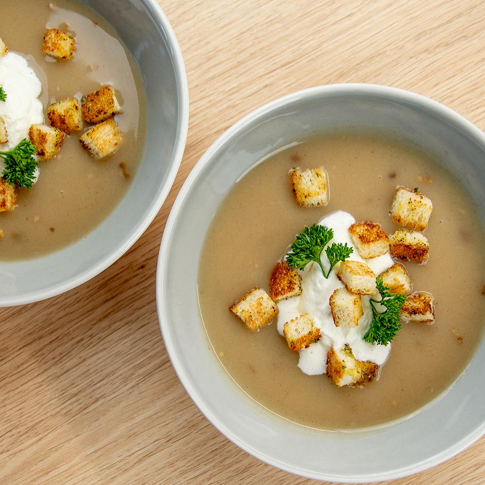 Crema di funghi porcini con crostini fatti in casa