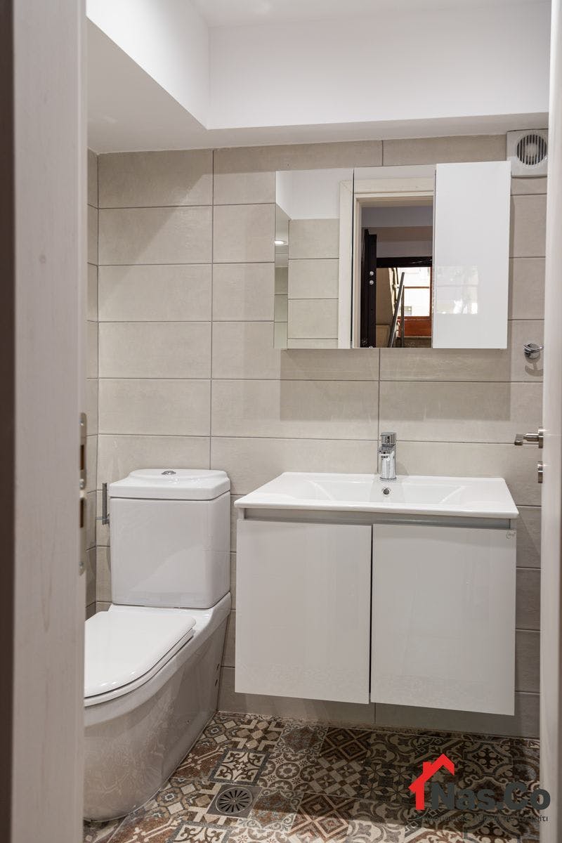 Ολική Ανακαίνιση Διαμερίσματος στο Παγκράτι Ιούλιος 2022 μπάνιο