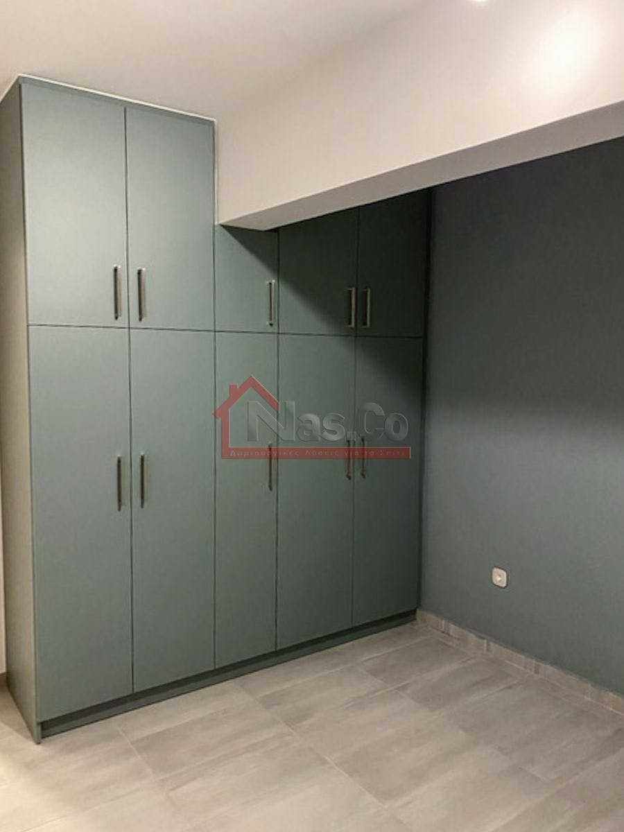 Ολική Ανακαίνιση Διαμερίσματος στο Μετς Απρίλιος 2020 ντουλάπα