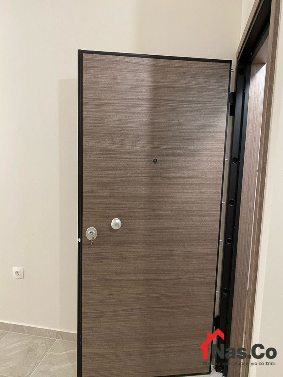 Ολική Ανακαίνιση Σπιτιού στην Νίκαια Απρίλιος 2021 - Πόρτα Ασφαλείας