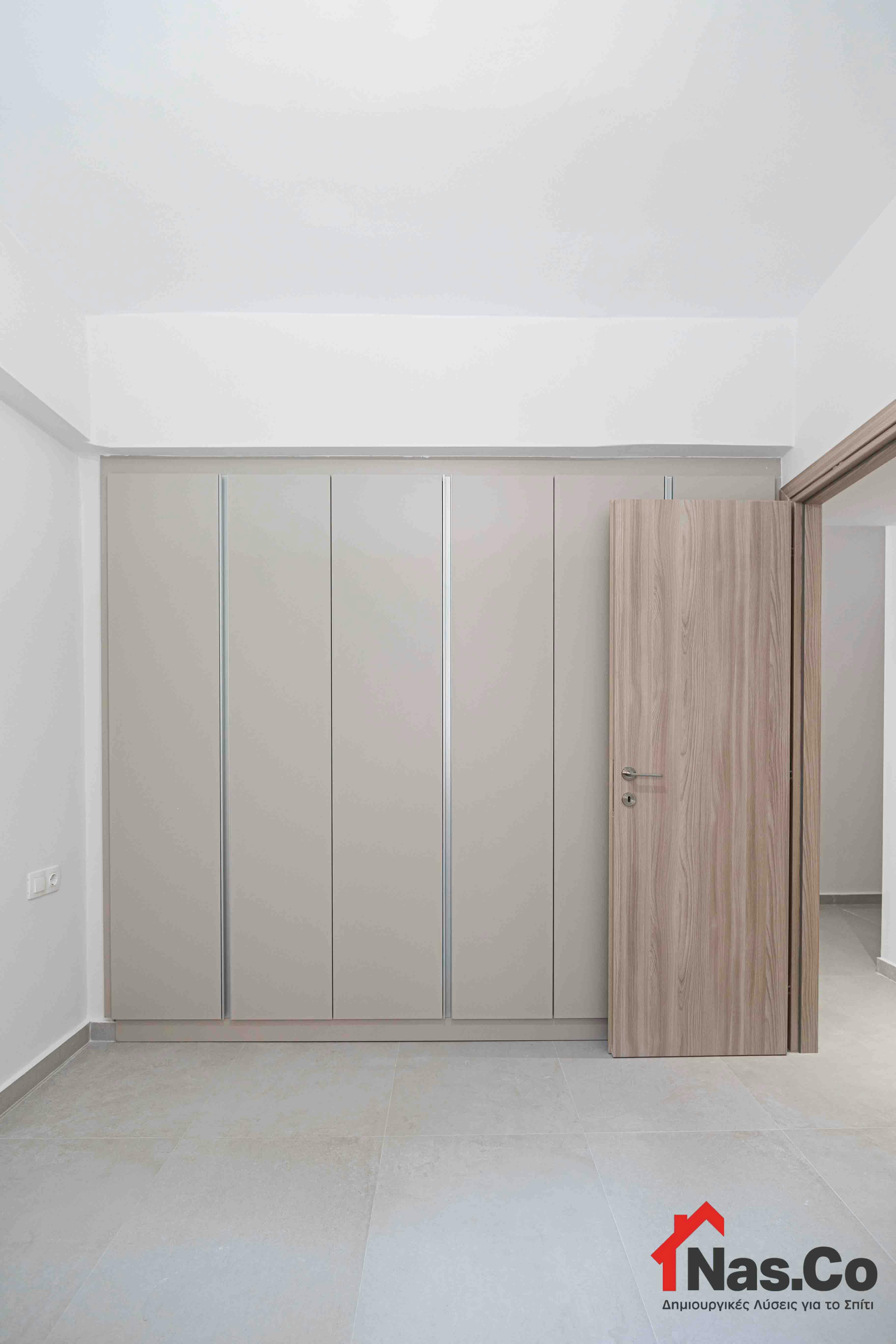 Ολική Ανακαίνιση Διαμερίσματος στο Χαϊδάρι  Ιούνιος 2023 συρομενη ντουλαπα