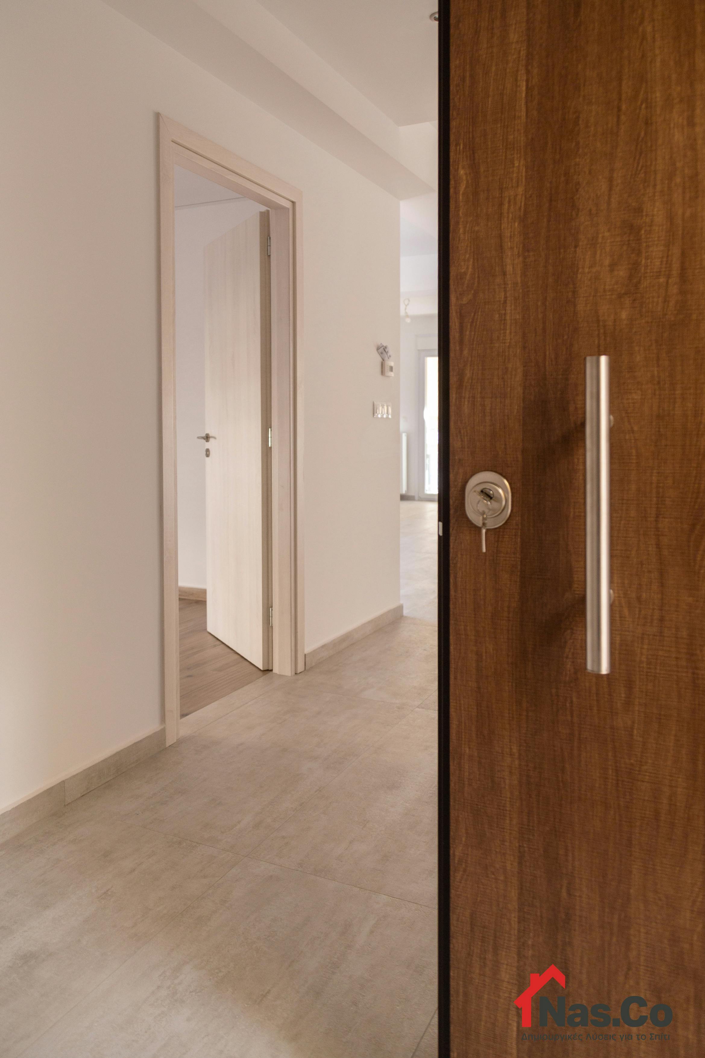 Ολική Ανακαίνιση Σπιτιού στην Πλατεία Αμερικής Νοέμβριος 2021 Πόρτα Ασφαλείας